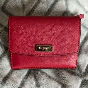 Red Kate Spade wallet in excellent condition